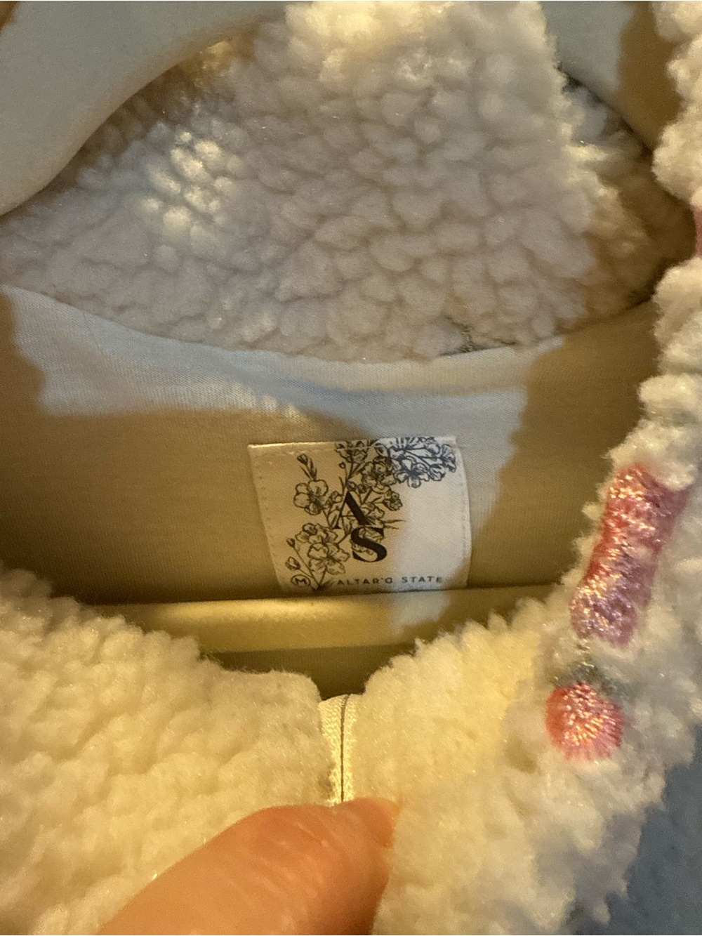 ALTARD STATE Cozy Floral Sherpa Half-Zip Jacket - Cream with Pink Roses - Picture 8 of 8